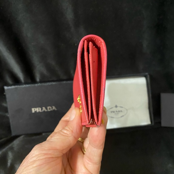 Prada Red Card Wallet w/Box - Picture 12 of 13